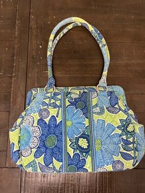 Vera Bradley Doodle Daisy Quilted Floral Tote Bag Blue & Lime Women's bag